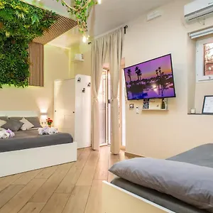 Tropical House Casa vacanze Aeroporto di Catania Fontana Rossa